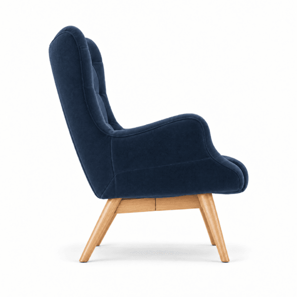 The Armchair No. 8 aus marineblauem Samt, Seitenansicht — handgefertigte Möbel von EWAcompany